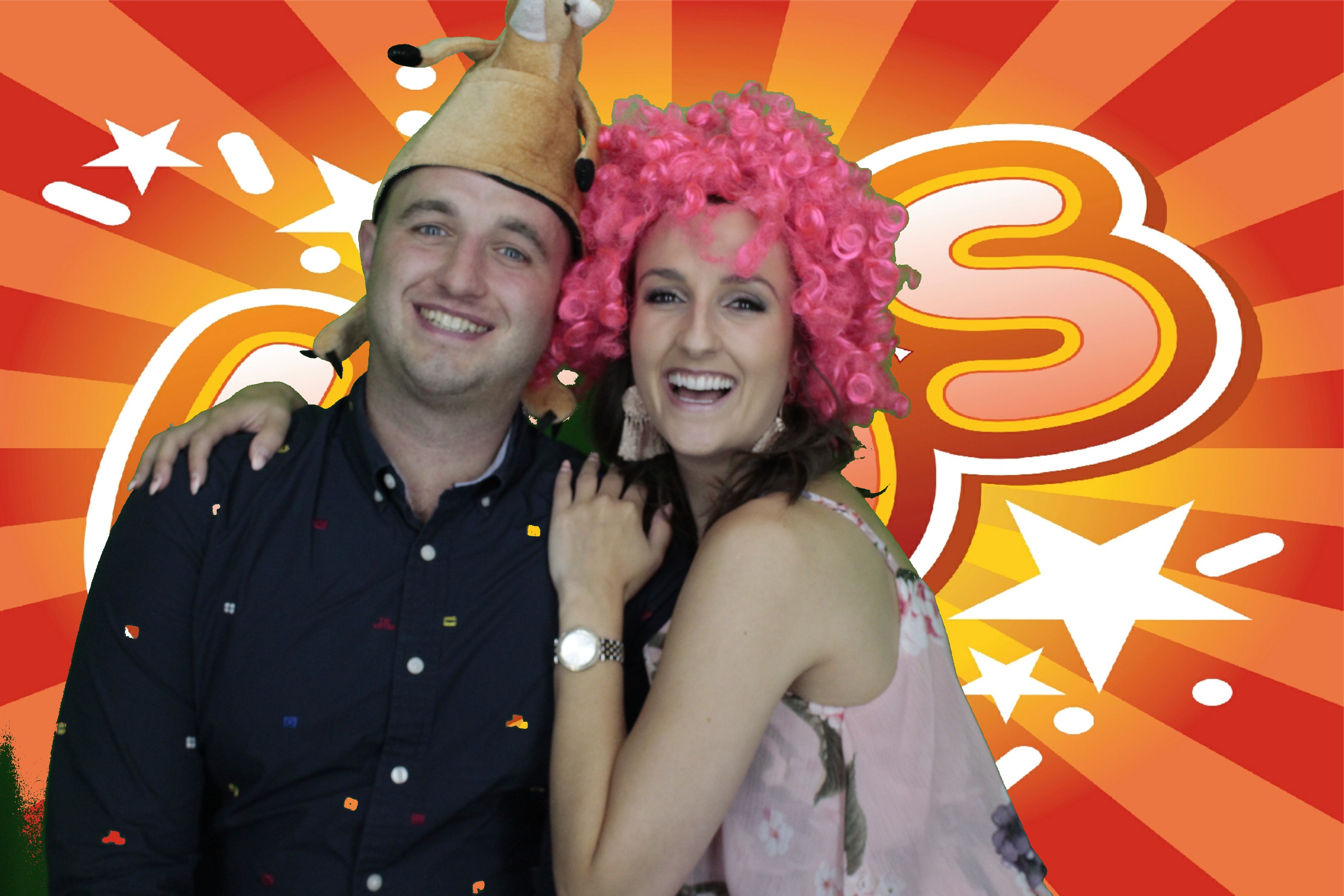 Mr & Mrs Bowles | View more photos from the event at gallery.myphotoboothexperience.co.uk/u/MyPhotoBoothExperienceLtd/Mr-Mrs-Bowles